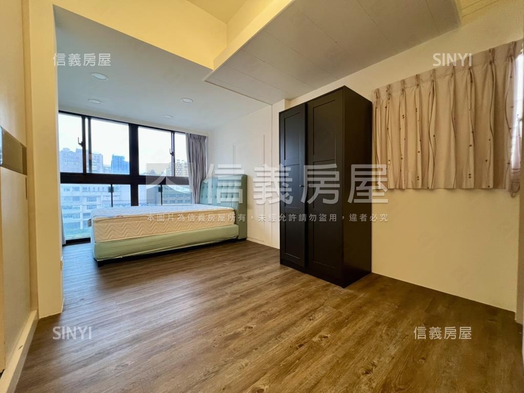 躍松江邊間兩房松江南京站房屋室內格局與周邊環境