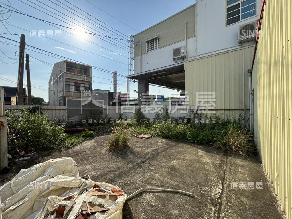 善化正路面稀有方正土地房屋室內格局與周邊環境