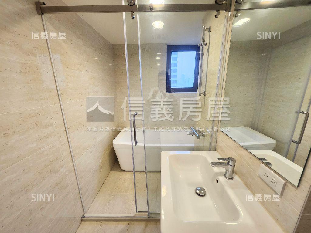 愛琴眺望樹海四房平車房屋室內格局與周邊環境