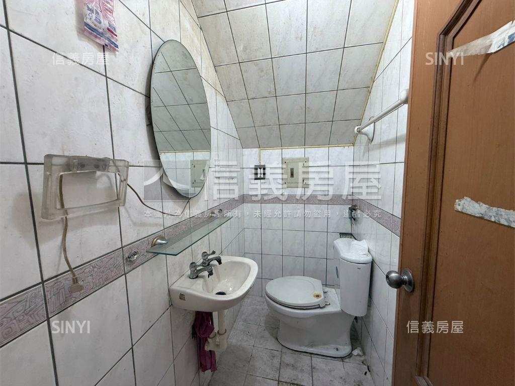 東區龍邦透天稀有釋出房屋室內格局與周邊環境