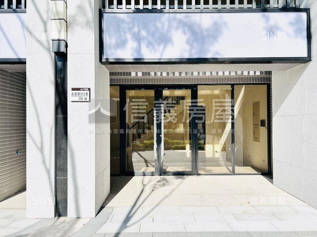 福鄉至馥。Ｓ２店面房屋室內格局與周邊環境