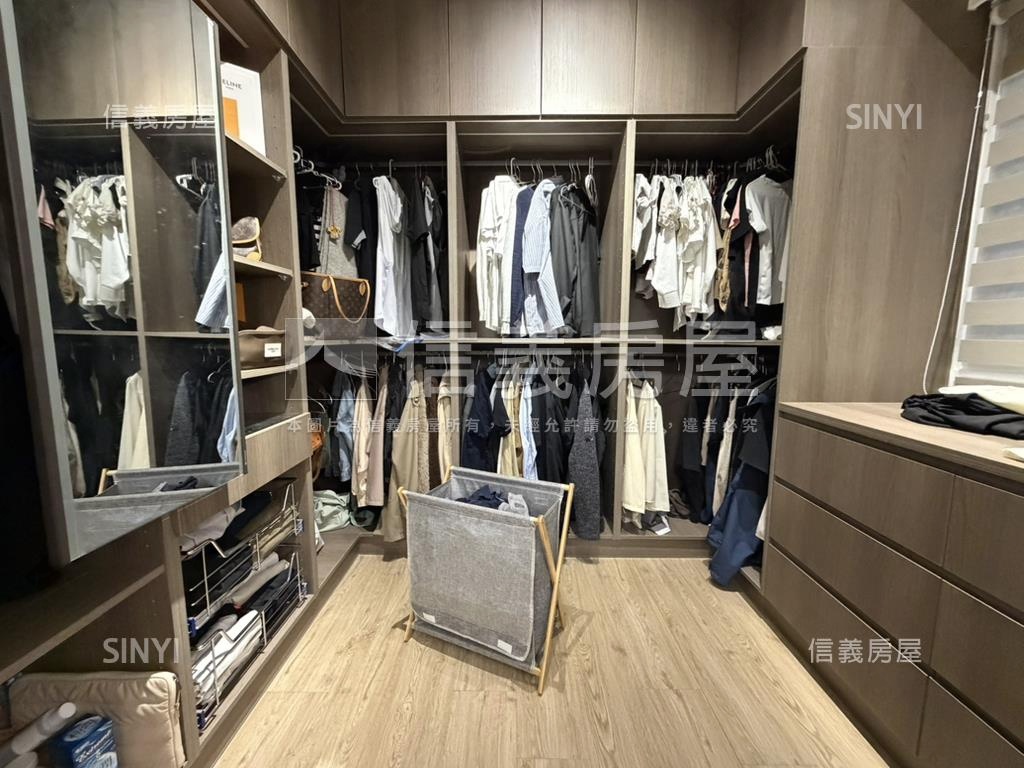 武陵中正裝潢採光三房房屋室內格局與周邊環境
