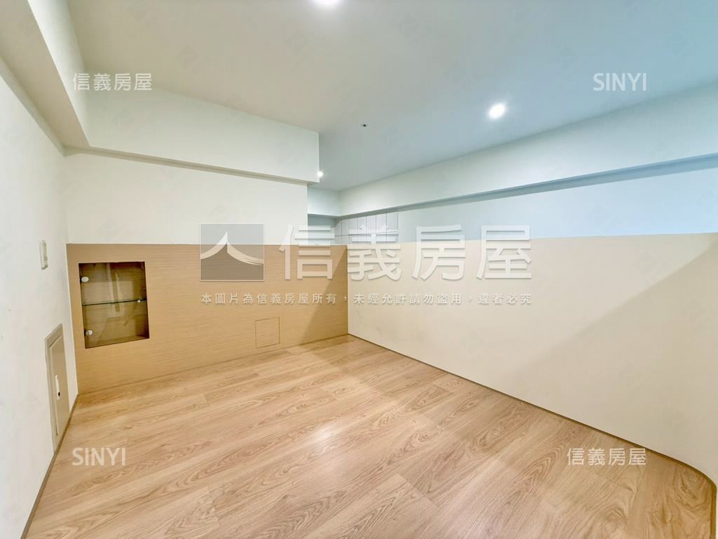 高鐵富翼高樓裝潢美屋房屋室內格局與周邊環境