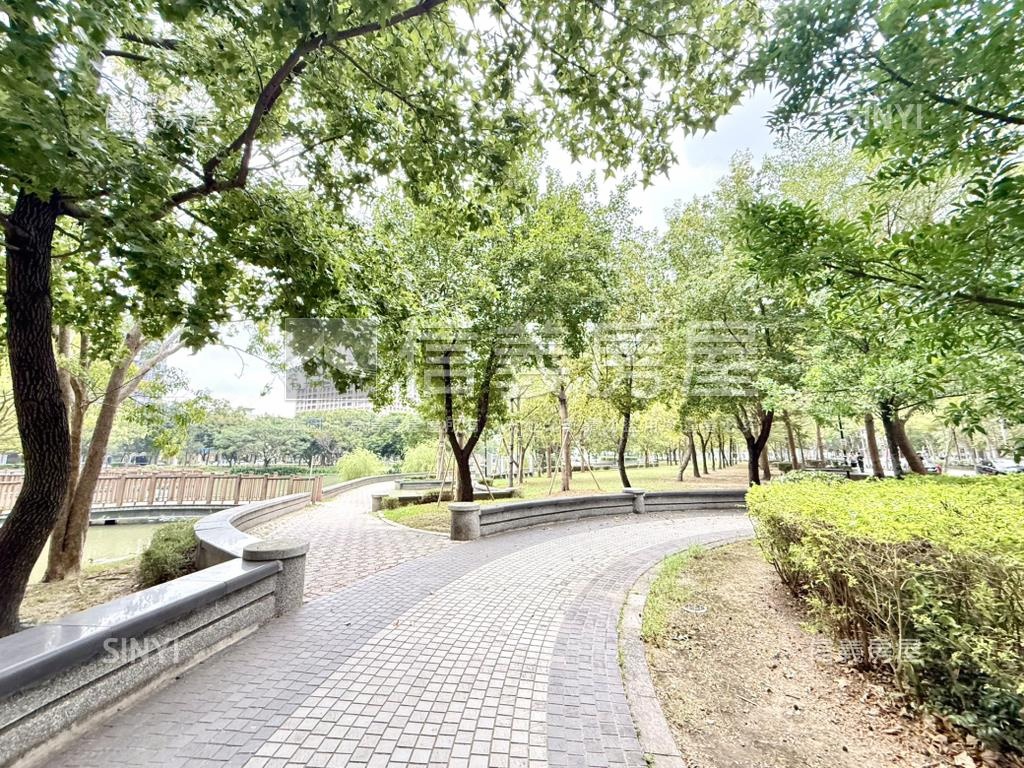 高鐵富翼高樓裝潢美屋房屋室內格局與周邊環境