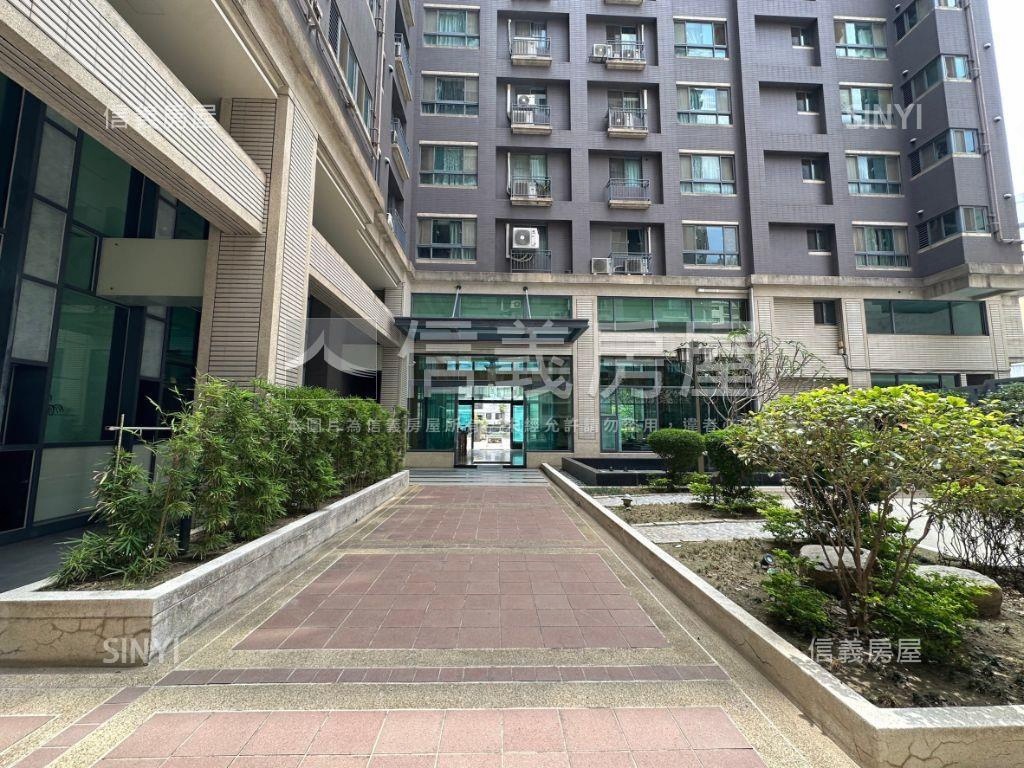 專任森悅高樓層兩房車位房屋室內格局與周邊環境