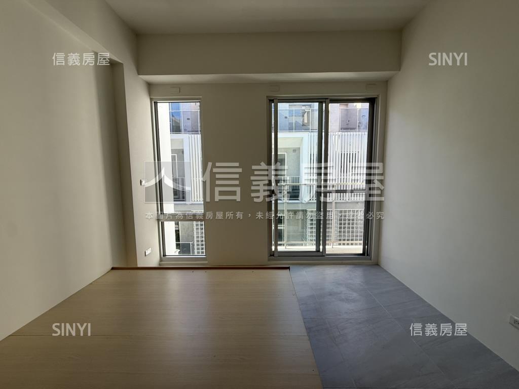 裕信二街電梯別墅房屋室內格局與周邊環境