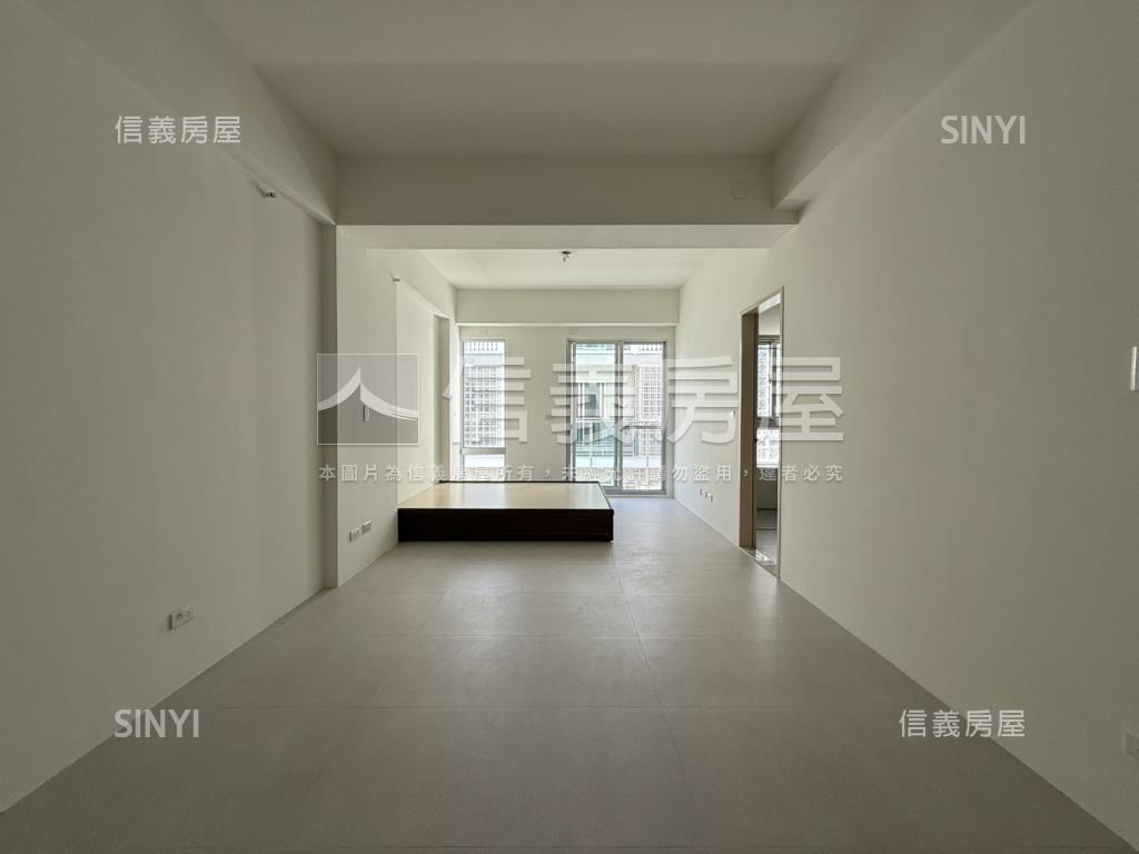 裕信二街電梯別墅房屋室內格局與周邊環境