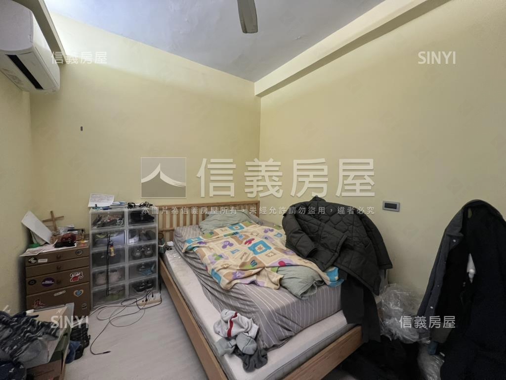 低總綠意兩房房屋室內格局與周邊環境