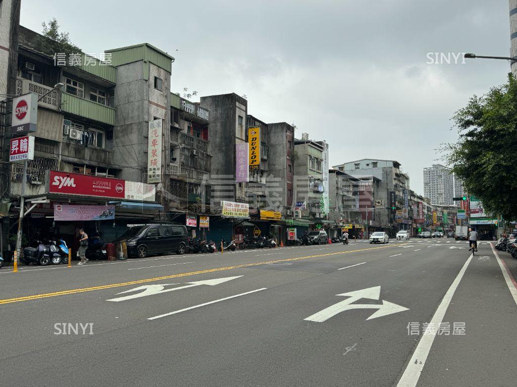 信義路店面房屋室內格局與周邊環境