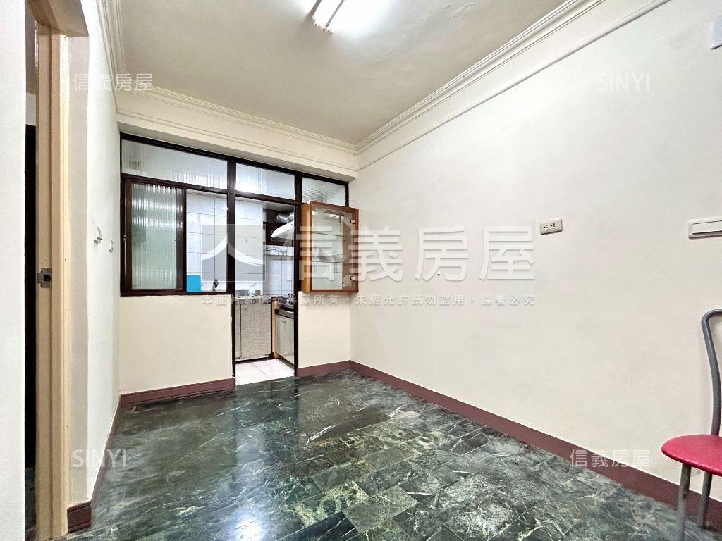 近前金捷運站活巷公寓一樓房屋室內格局與周邊環境