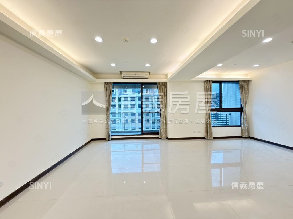 世界之星高樓三房車位房屋室內格局與周邊環境