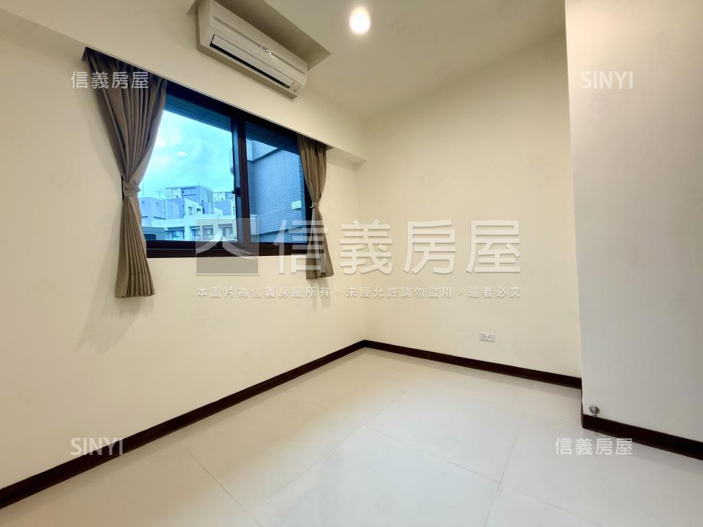 世界之星高樓三房車位房屋室內格局與周邊環境