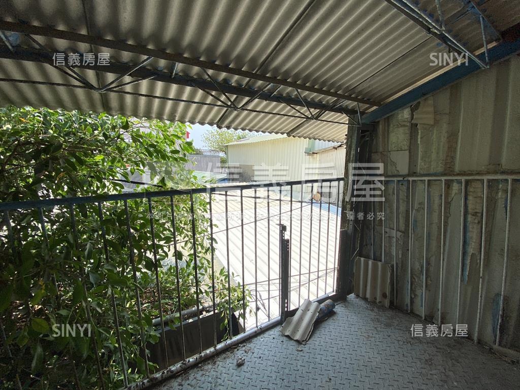 近安平古堡店面土地房屋室內格局與周邊環境