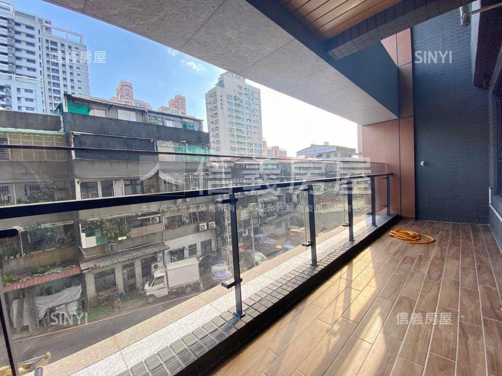 站前東本木稀有露臺戶房屋室內格局與周邊環境