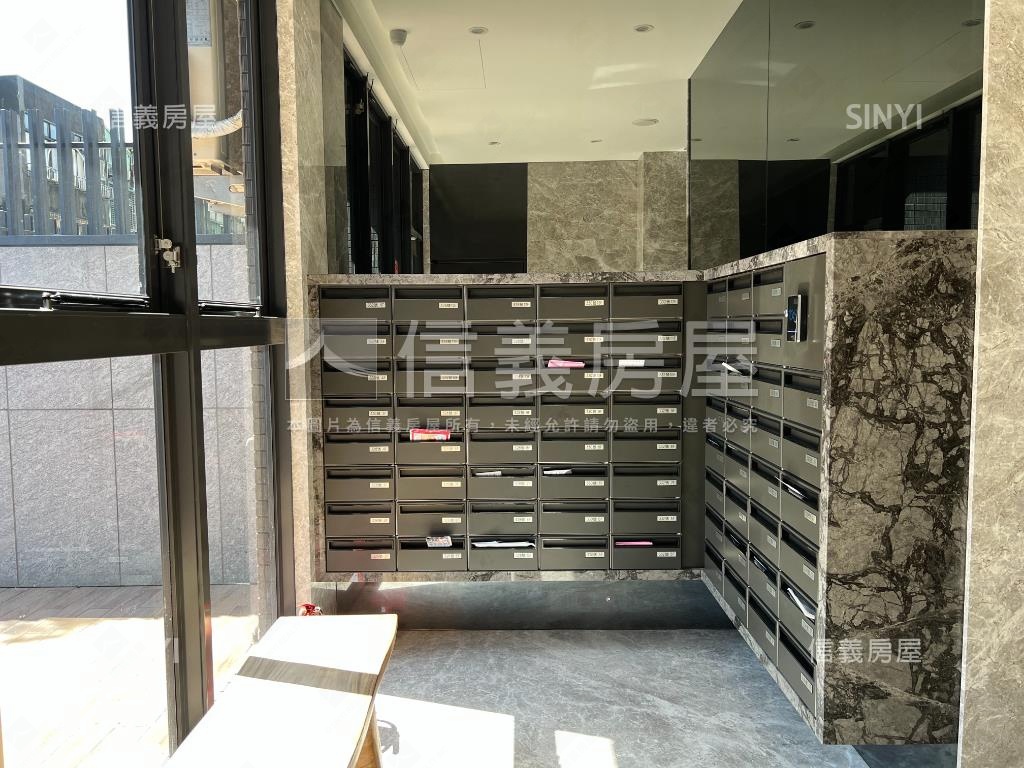 站前東本木稀有露臺戶房屋室內格局與周邊環境