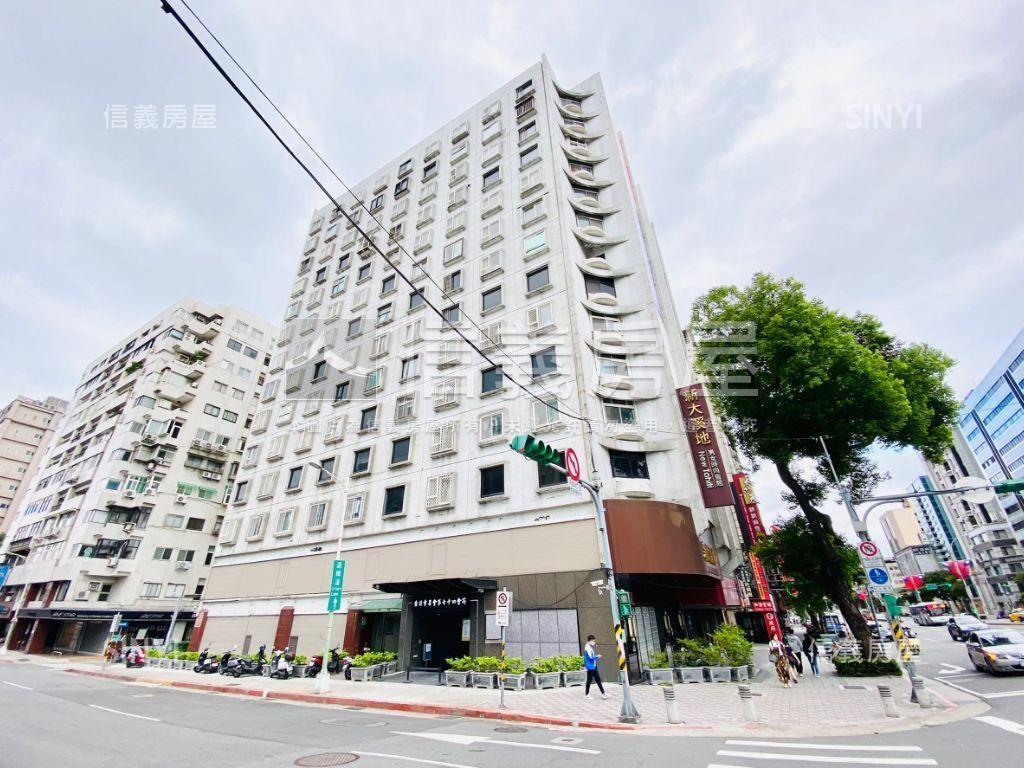 捷運中山國小採光美妝套房房屋室內格局與周邊環境