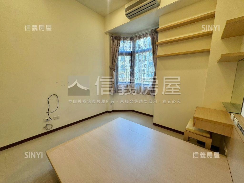 三房平面車位傑士堡房屋室內格局與周邊環境