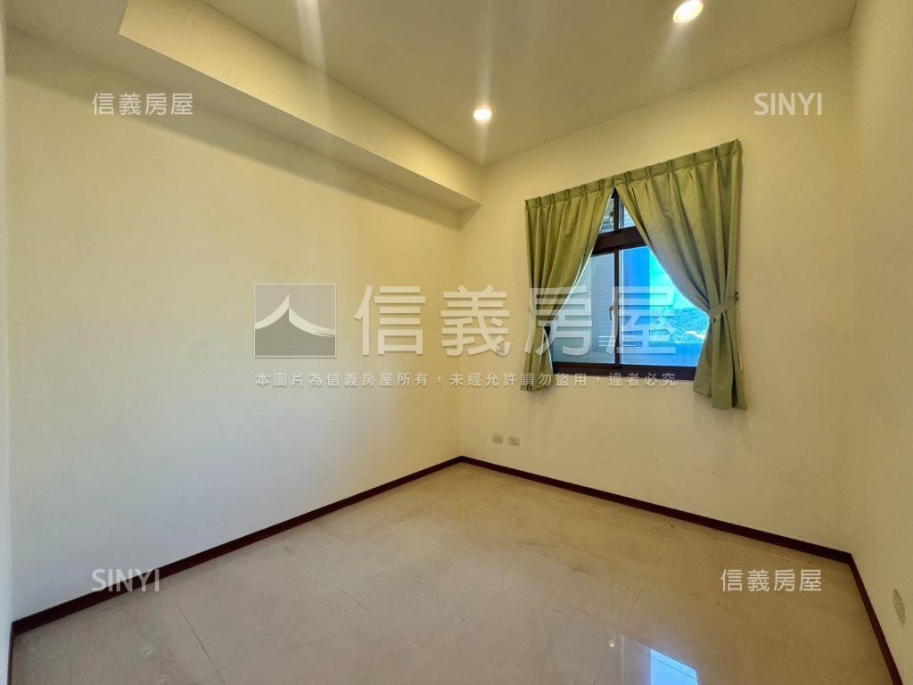 三房平面車位傑士堡房屋室內格局與周邊環境