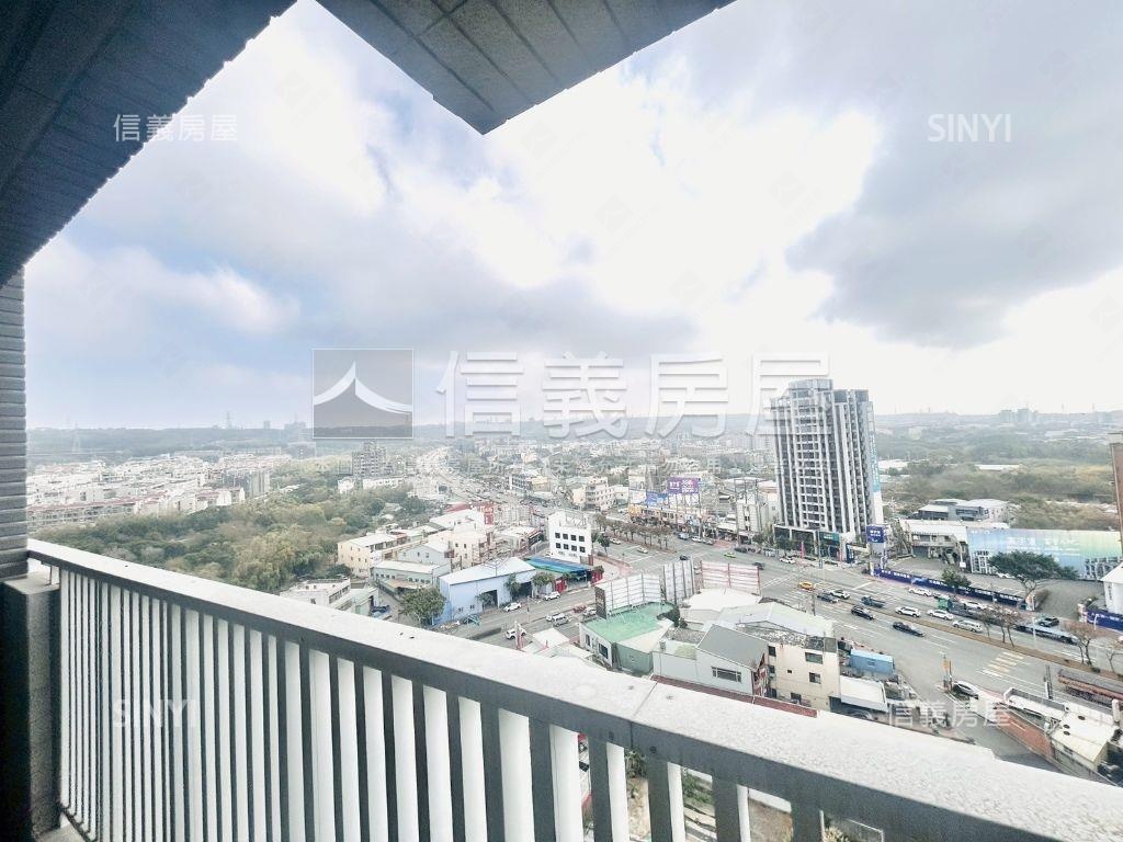 稀有朝西南上上謙三房平車房屋室內格局與周邊環境