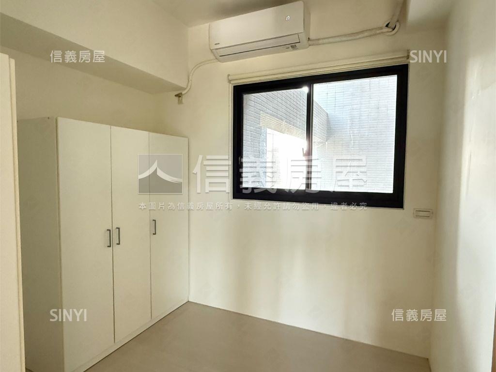 群新墨客高樓三房雙車位房屋室內格局與周邊環境