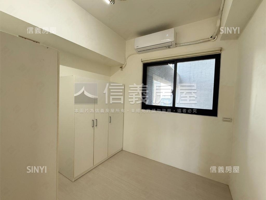 群新墨客高樓三房雙車位房屋室內格局與周邊環境