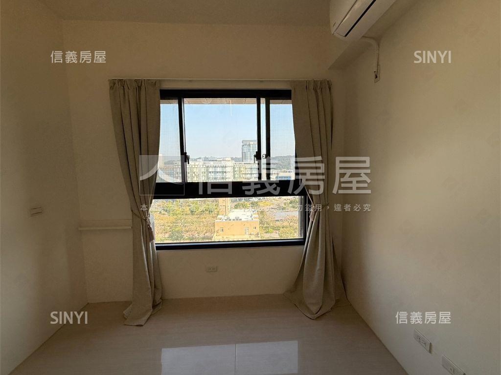 群新墨客高樓三房雙車位房屋室內格局與周邊環境