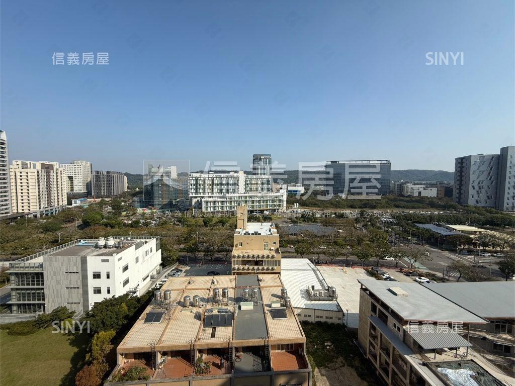 群新墨客高樓三房雙車位房屋室內格局與周邊環境