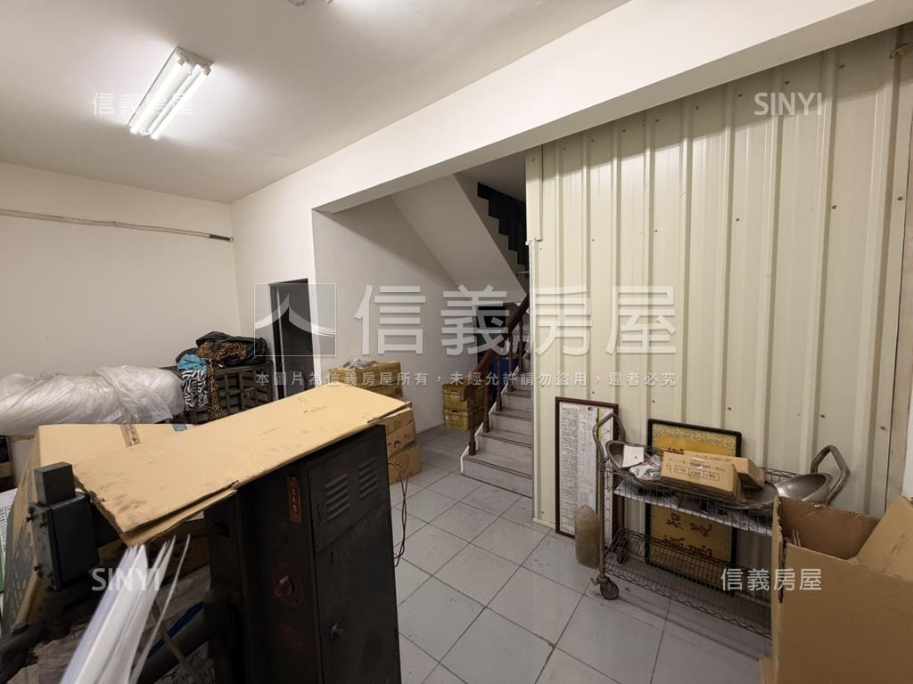 新樹路透天廠房房屋室內格局與周邊環境