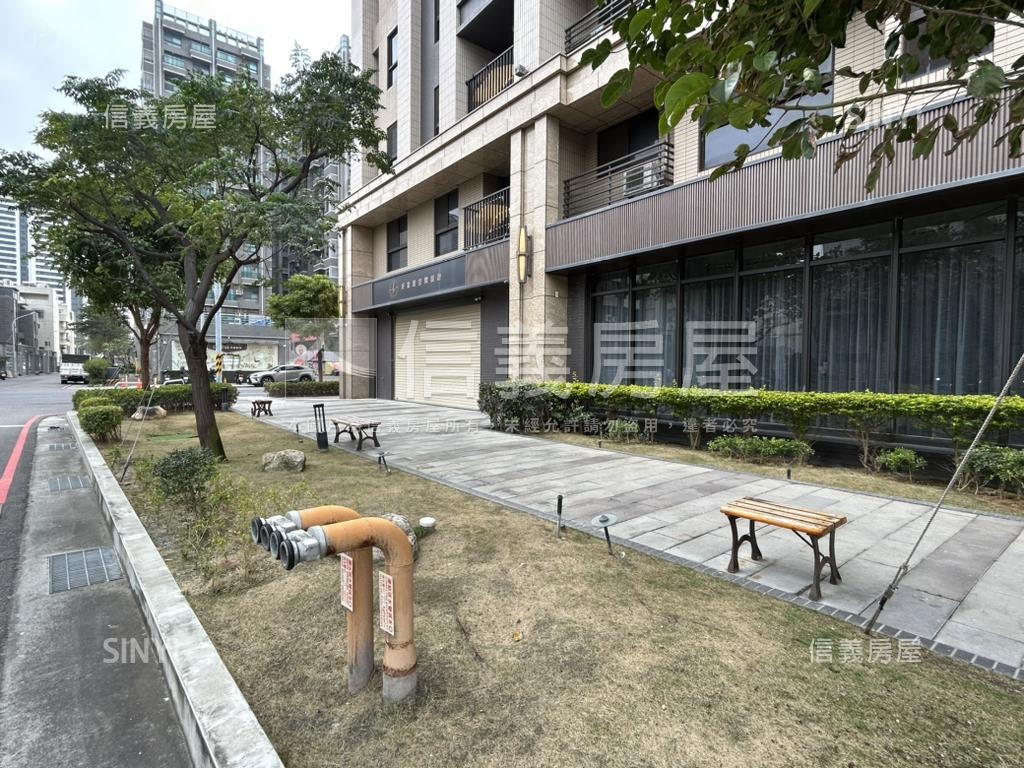 安平佳鋐謙邑｜店面Ｓ８房屋室內格局與周邊環境