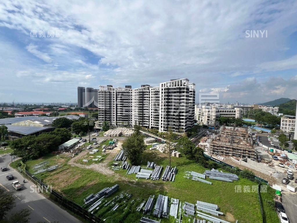 左營•景觀三房平車房屋室內格局與周邊環境