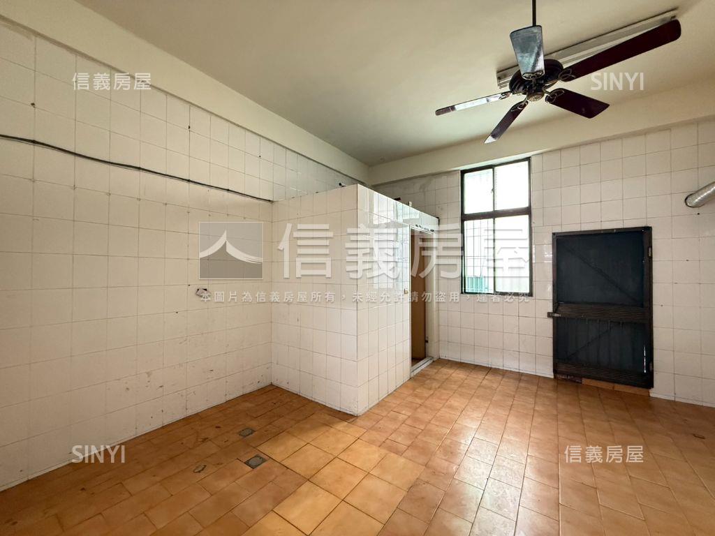 中華西街｜住商兩用金店面房屋室內格局與周邊環境