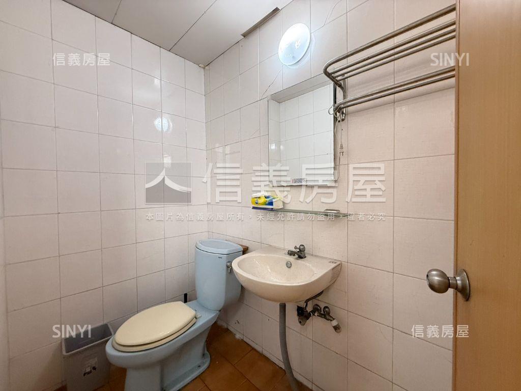 中華西街｜住商兩用金店面房屋室內格局與周邊環境