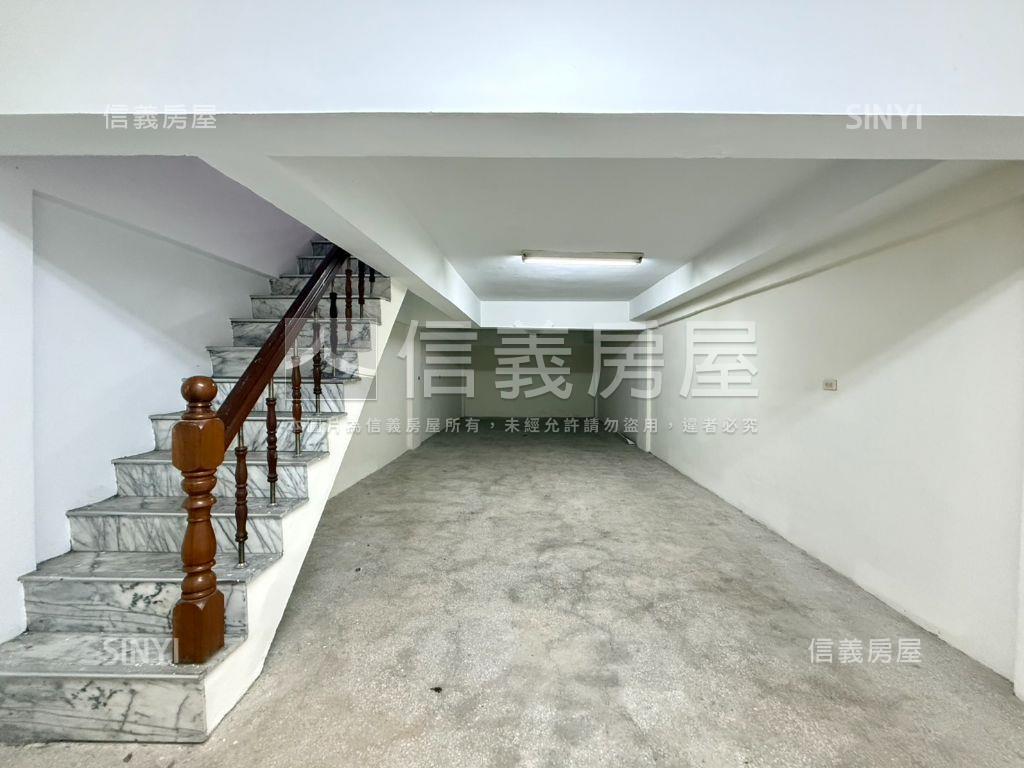 中華西街｜住商兩用金店面房屋室內格局與周邊環境