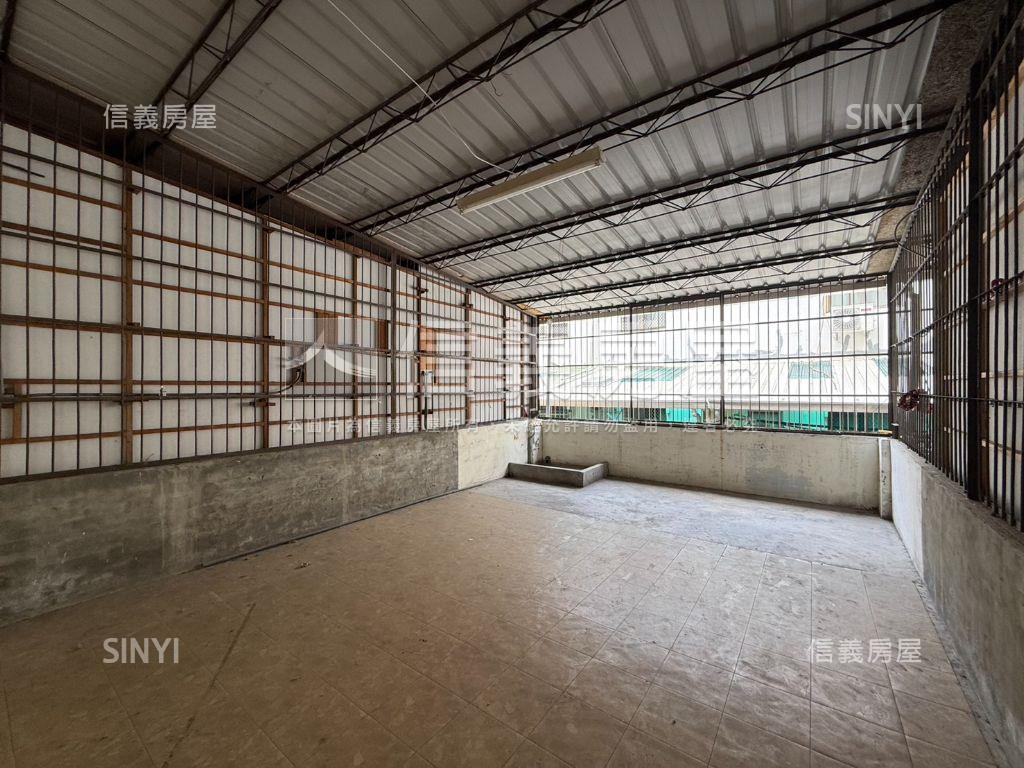 中華西街｜住商兩用金店面房屋室內格局與周邊環境