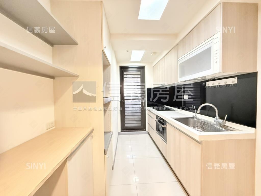 華友聯高樓亮美三房平車房屋室內格局與周邊環境