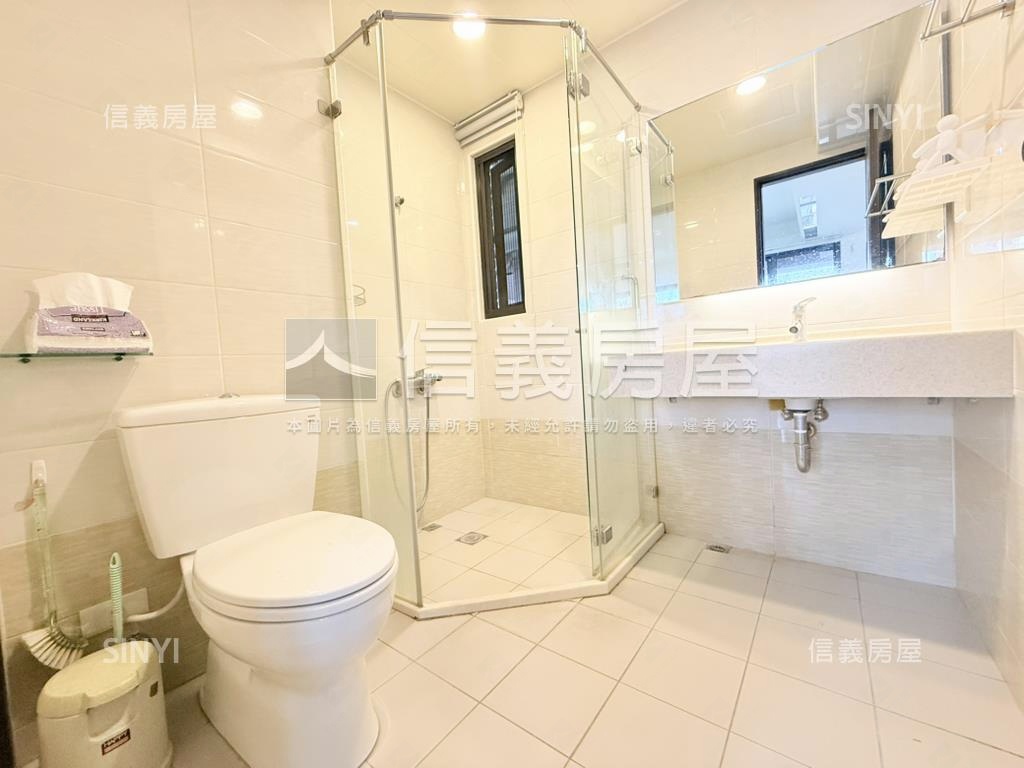 華友聯高樓亮美三房平車房屋室內格局與周邊環境