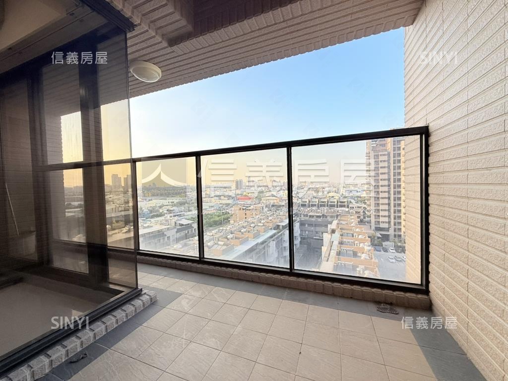 華友聯高樓亮美三房平車房屋室內格局與周邊環境