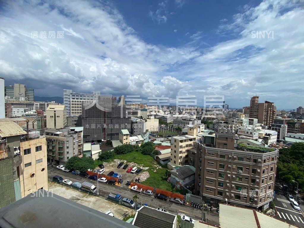 中醫商圈設計師的小豪宅房屋室內格局與周邊環境