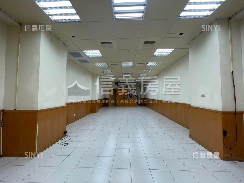 河堤公園大坪數店住房屋室內格局與周邊環境