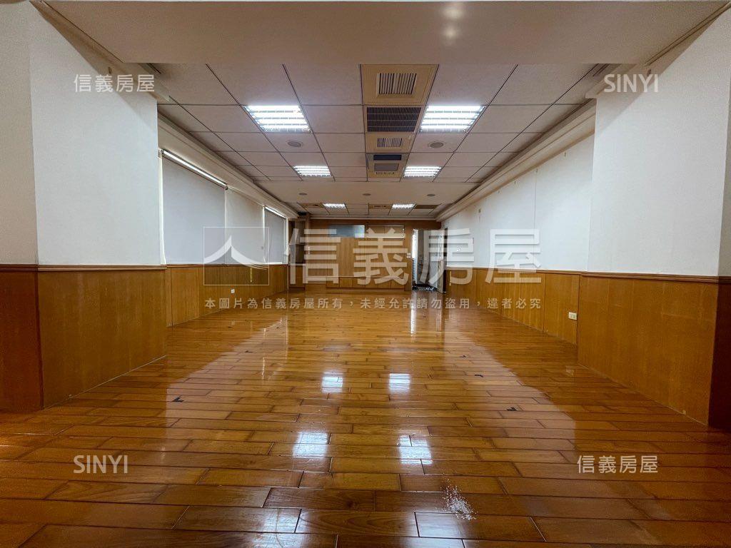 河堤公園大坪數店住房屋室內格局與周邊環境