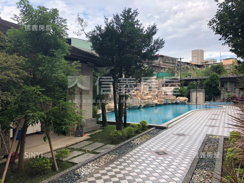 萬事達高樓景觀四房房屋室內格局與周邊環境