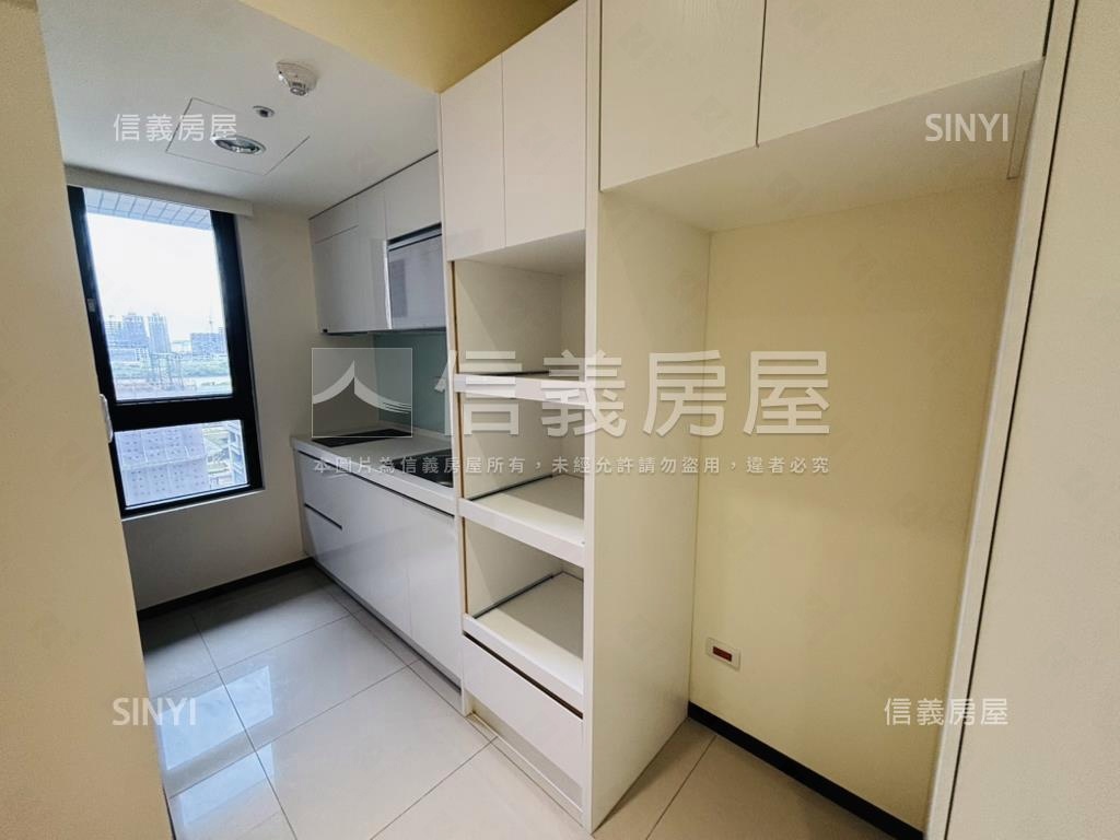 江翠捷運帝國花園套房車位房屋室內格局與周邊環境