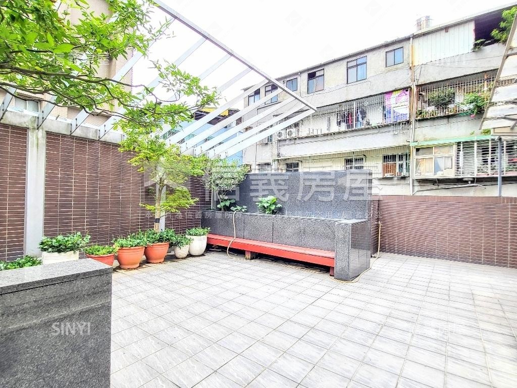 長虹哈佛館露台花園房屋室內格局與周邊環境