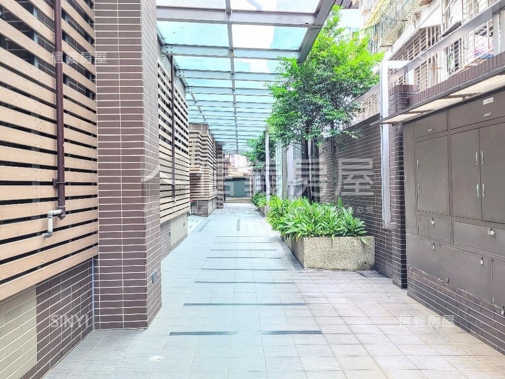 長虹哈佛館露台花園房屋室內格局與周邊環境
