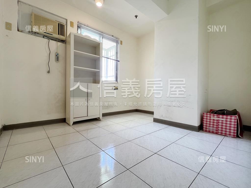 山水好美高樓方正三房房屋室內格局與周邊環境