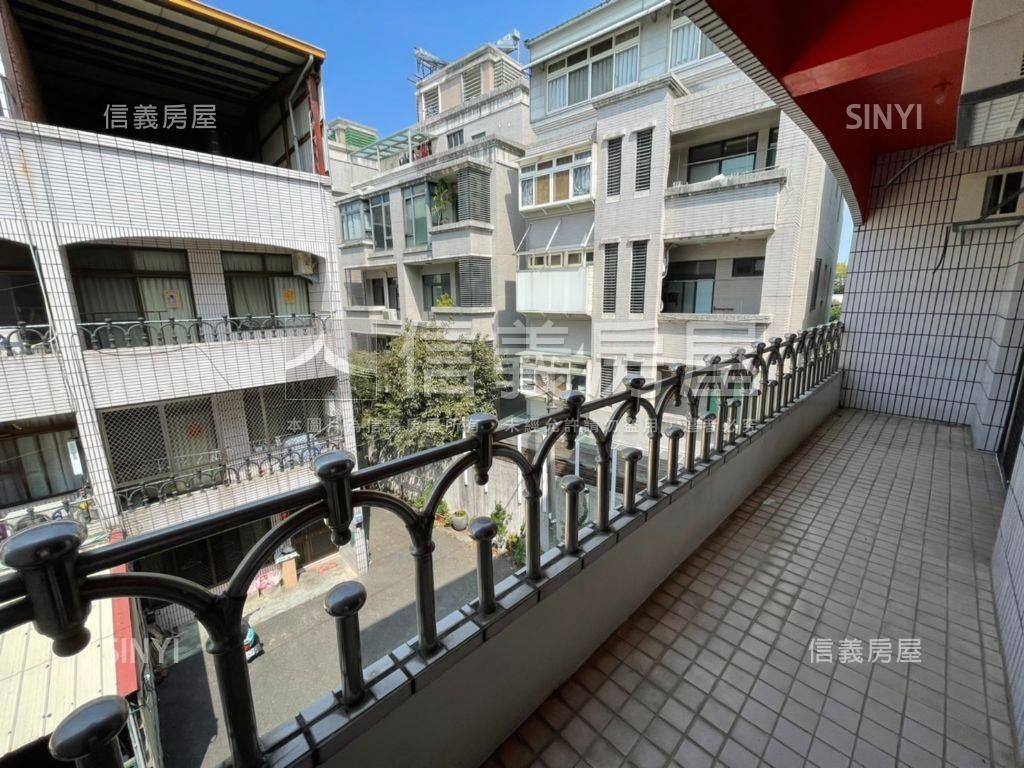 後院植栽大地坪透天房屋室內格局與周邊環境