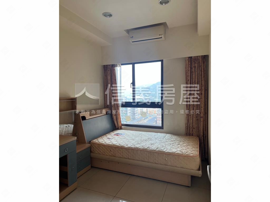 春城大砌高樓兩房房屋室內格局與周邊環境