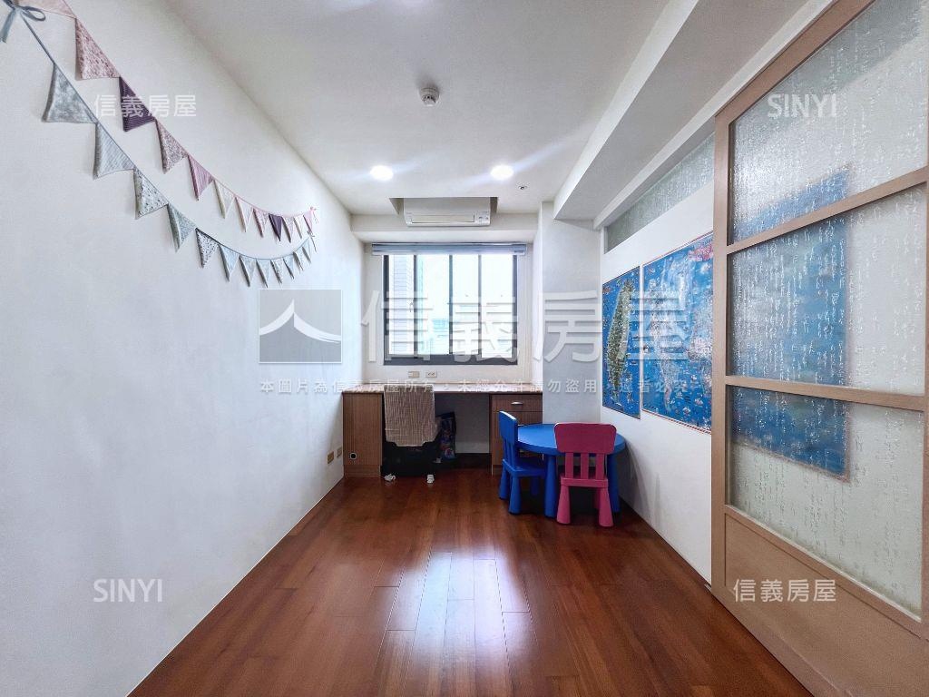 美術館高樓三房平車看這間房屋室內格局與周邊環境