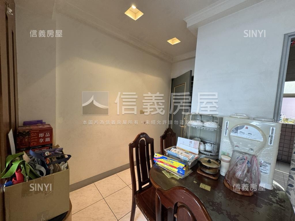 和平市場高樓三房房屋室內格局與周邊環境
