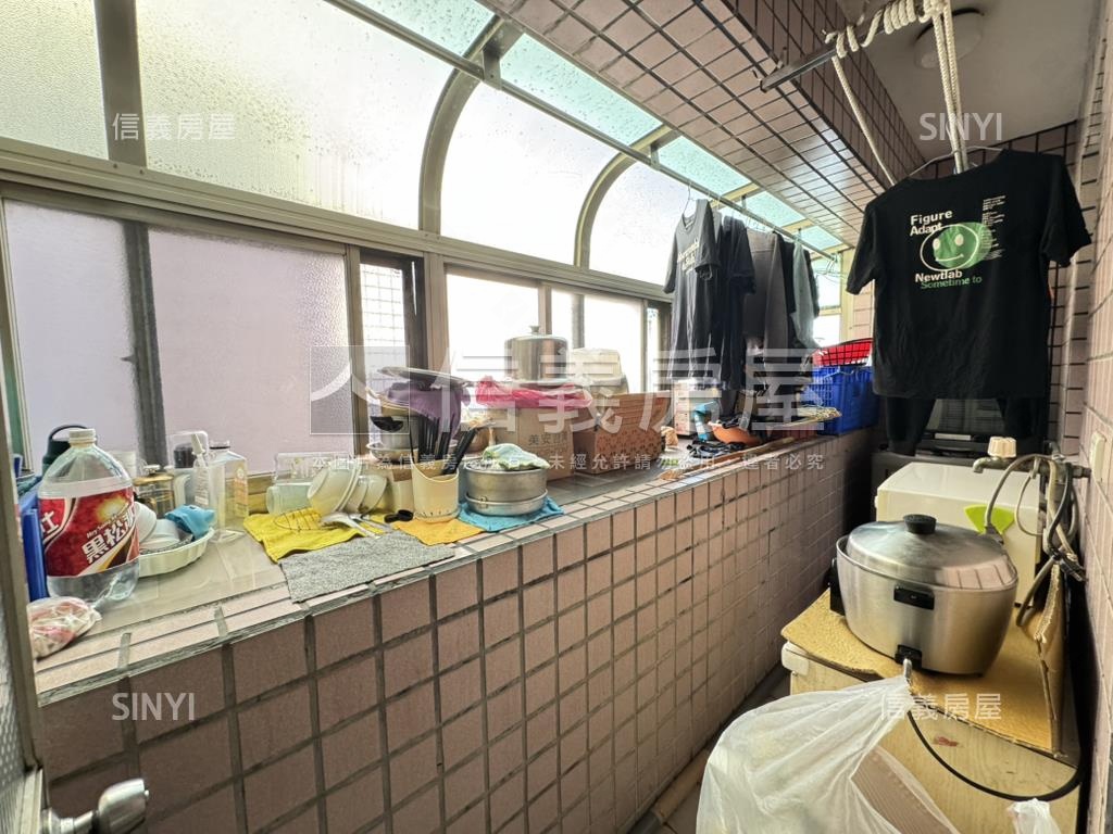和平市場高樓三房房屋室內格局與周邊環境